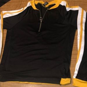 Rue 21 zip up long sleeve shirt